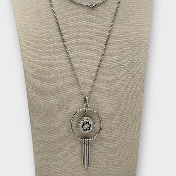 Geometric Floral Pendant Silver Necklace – Modern Boho Layered Style - Picture 2 of 8